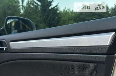 Лифтбек Skoda Superb 2014 в 