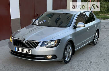Лифтбек Skoda Superb 2015 в Ивано-Франковске