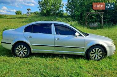 Ліфтбек Skoda Superb 2003 в 