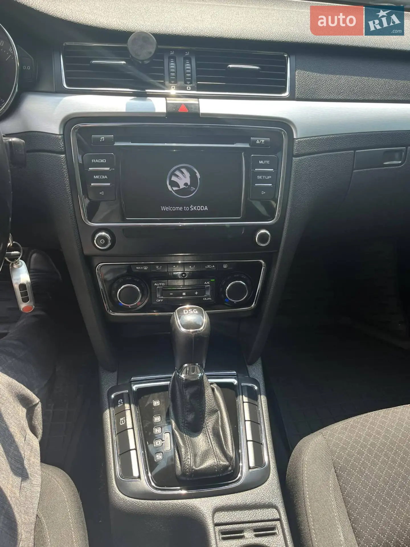2013 Skoda Superb - мініатюра 8