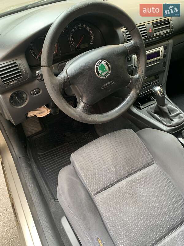 Лифтбек Skoda Superb 2005 в Киеве фото 4 Лифтбек Skoda Superb 2005 в Киеве