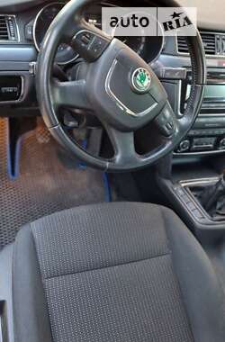 Универсал Skoda Superb 2012 в Иршаве