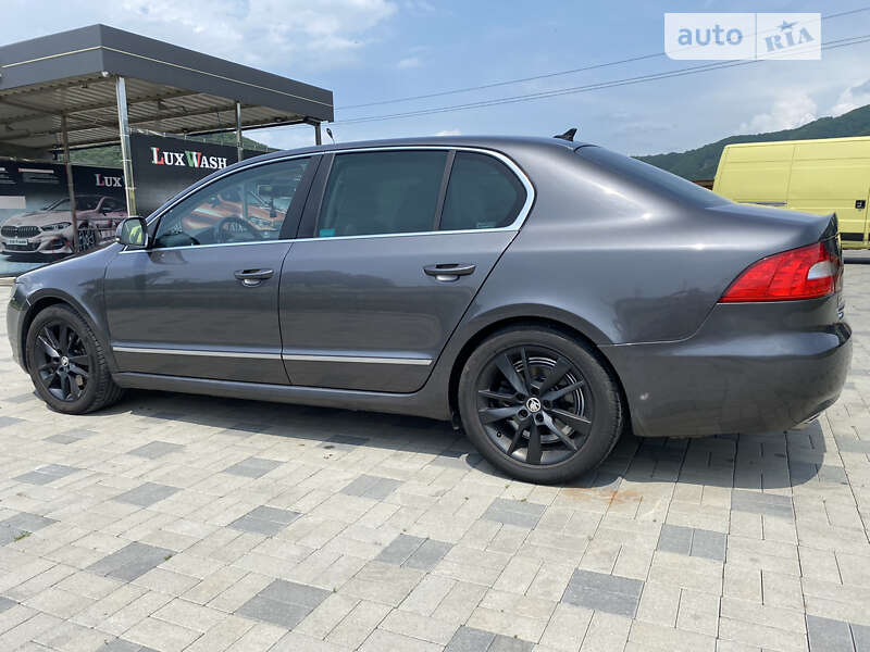 Лифтбек Skoda Superb 2011 в Иршаве фото 5 Лифтбек Skoda Superb 2011 в Иршаве