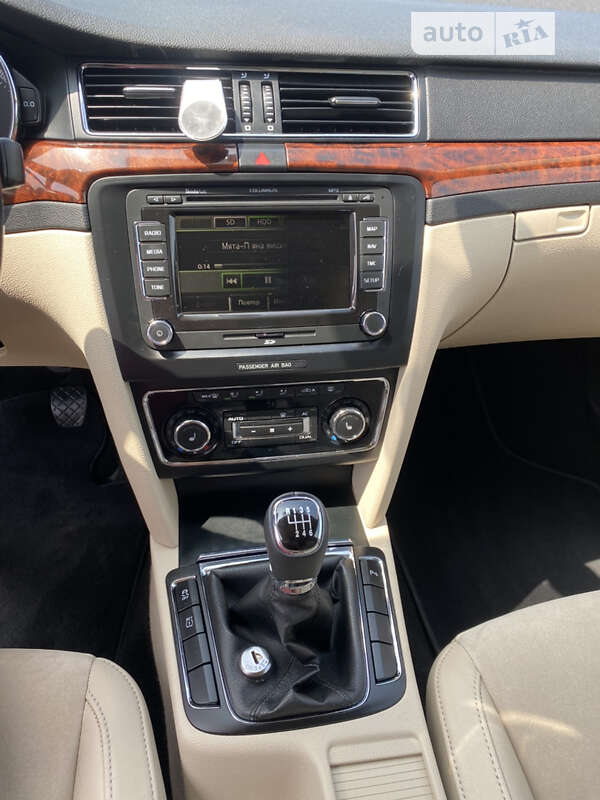 Лифтбек Skoda Superb 2011 в Иршаве фото 33 Лифтбек Skoda Superb 2011 в Иршаве