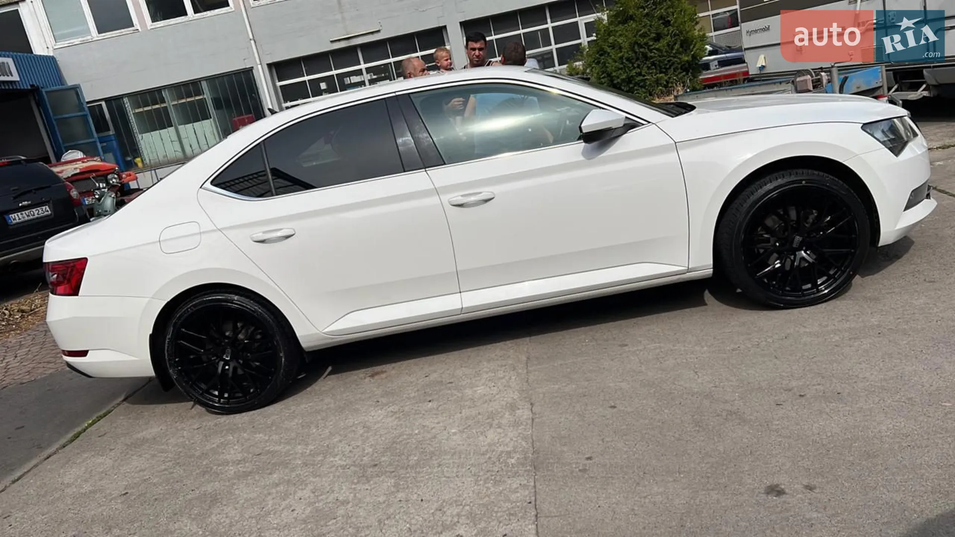 2019 Skoda Superb - мініатюра 3