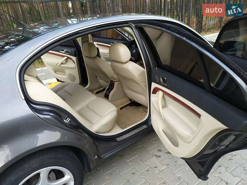 Лифтбек Skoda Superb 2002 в Гостомеле фото 18 Лифтбек Skoda Superb 2002 в Гостомеле