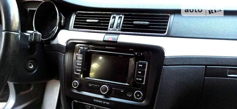 Лифтбек Skoda Superb 2012 в Мукачево