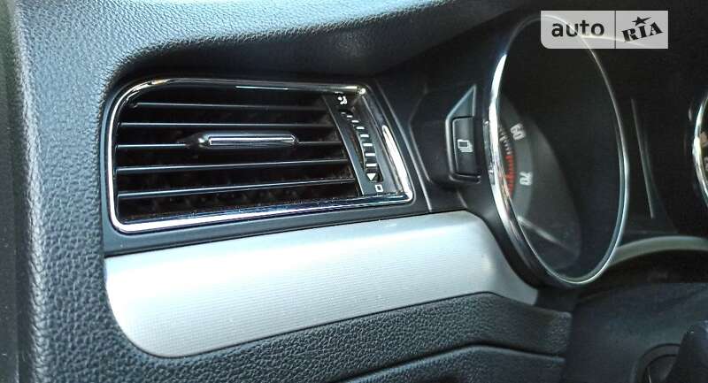 Лифтбек Skoda Superb 2012 в Мукачево