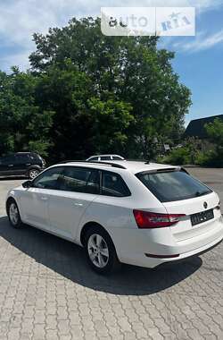 Универсал Skoda Superb 2016 в 