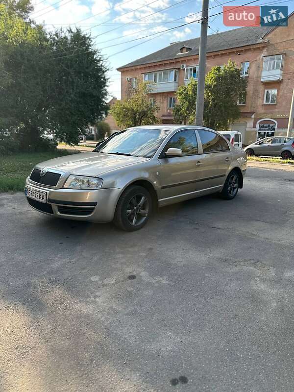 Лифтбек Skoda Superb 2004 в Виннице фото 2 Лифтбек Skoda Superb 2004 в Виннице