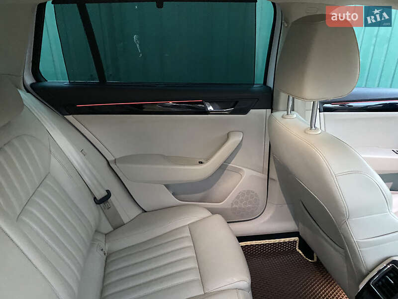 Универсал Skoda Superb 2016 в Мироновке