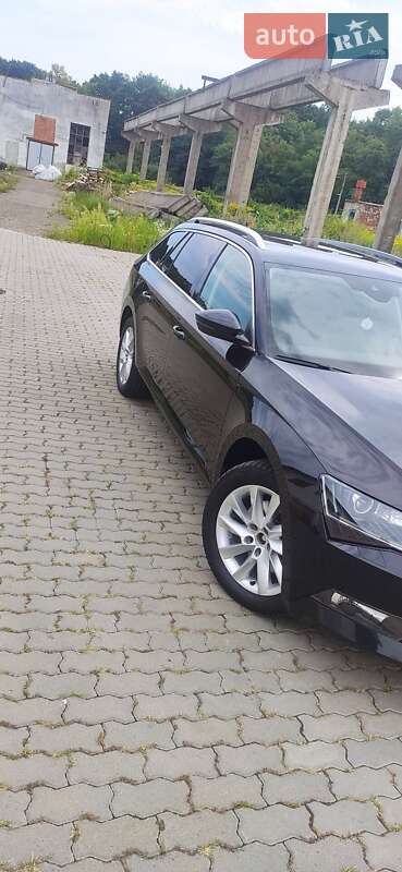 Универсал Skoda Superb 2018 в Черновцах