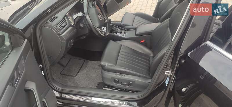 Универсал Skoda Superb 2018 в Черновцах