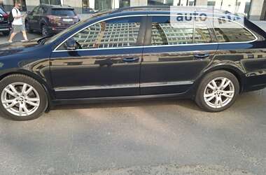 Универсал Skoda Superb 2011 в Умани