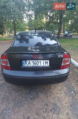 Лифтбек Skoda Superb 2006 в 