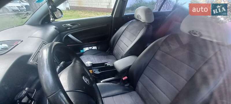Ліфтбек Skoda Superb 2006 в Києві