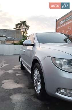 Лифтбек Skoda Superb 2012 в Киеве