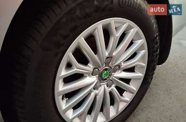 Ліфтбек Skoda Superb 2012 в 