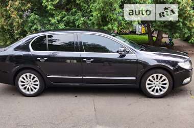 Лифтбек Skoda Superb 2012 в Киеве