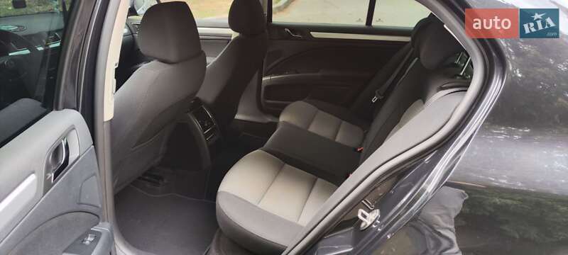 Лифтбек Skoda Superb 2012 в Киеве