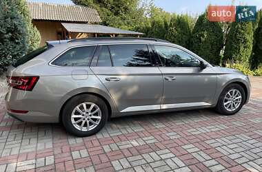 Универсал Skoda Superb 2018 в 