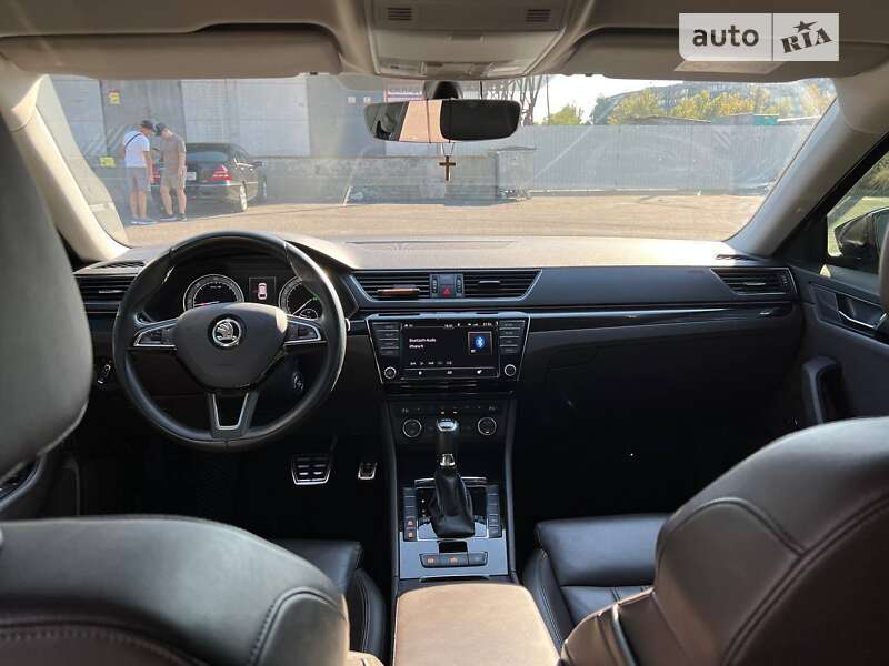 Універсал Skoda Superb 2017 в Кривому Розі