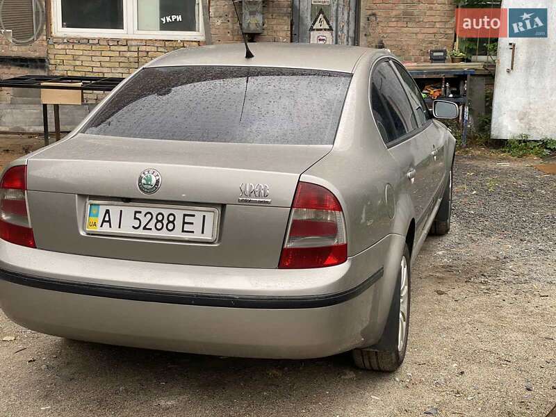 Ліфтбек Skoda Superb 2006 в Києві