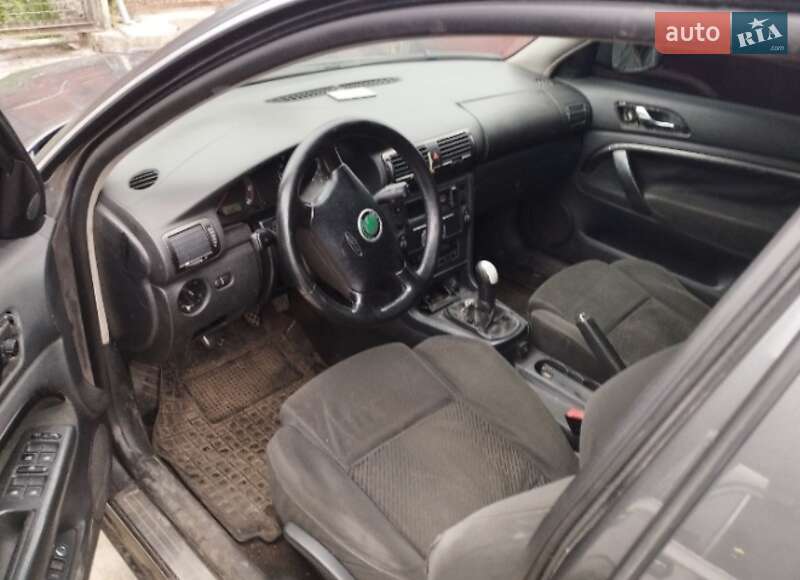 Ліфтбек Skoda Superb 2003 в Запоріжжі