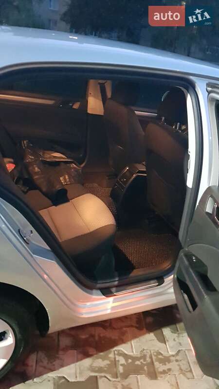 Лифтбек Skoda Superb 2008 в Черкассах