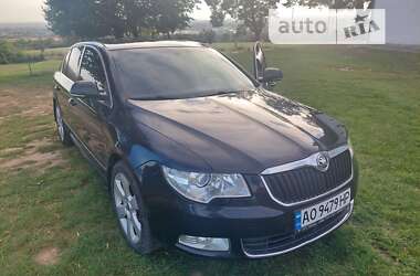 Лифтбек Skoda Superb 2009 в Ужгороде