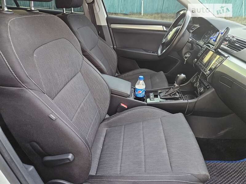 Универсал Skoda Superb 2017 в Киеве