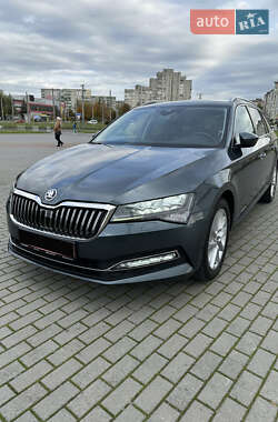 Универсал Skoda Superb 2019 в Львове