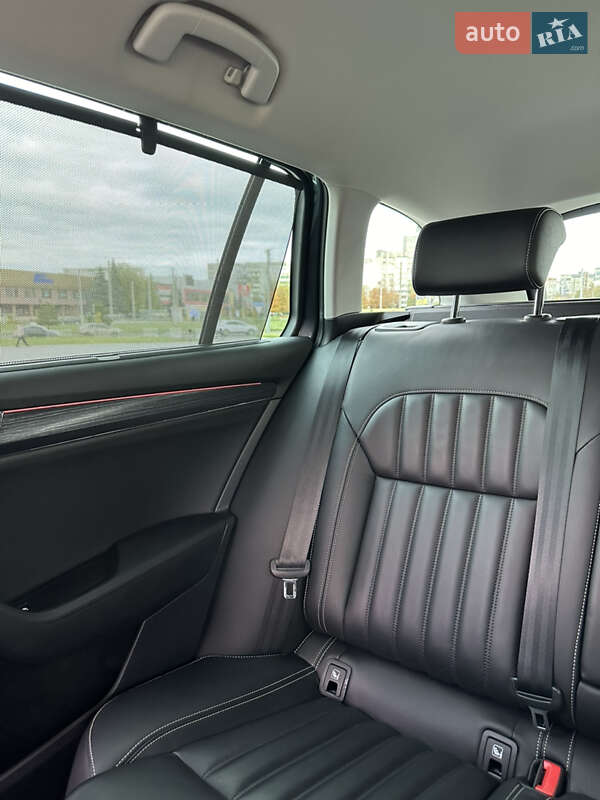 Універсал Skoda Superb 2019 в Львові
