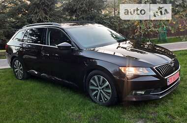 Универсал Skoda Superb 2017 в Самборе