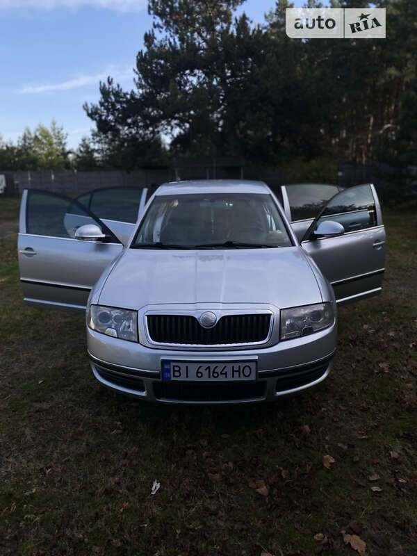 Лифтбек Skoda Superb 2008 в Полтаве