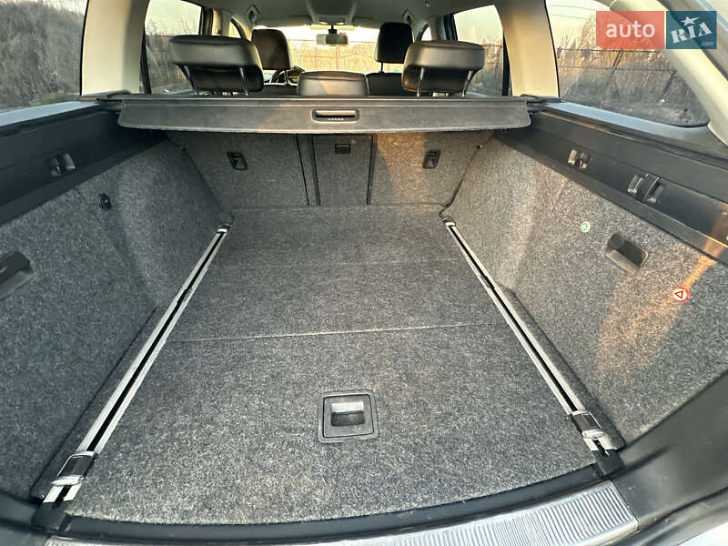 Универсал Skoda Superb 2010 в Чутове