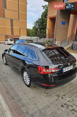 Универсал Skoda Superb 2016 в Черновцах