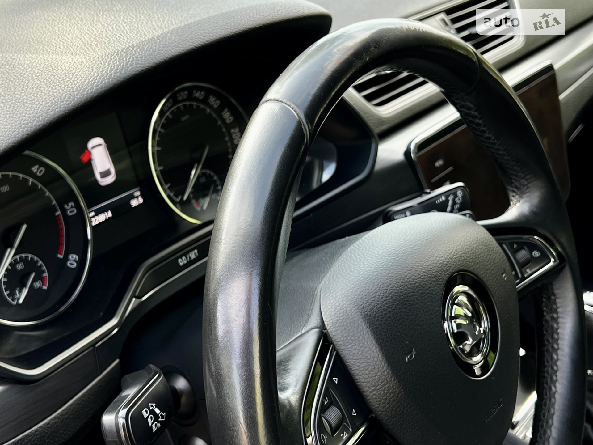 2017 Skoda Superb - мініатюра 14