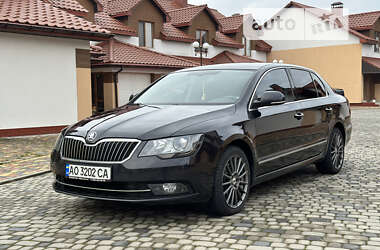 Лифтбек Skoda Superb 2015 в Хусте