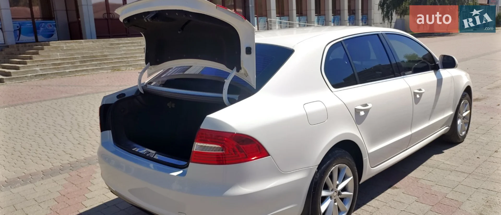 2013 Skoda Superb - мініатюра 5