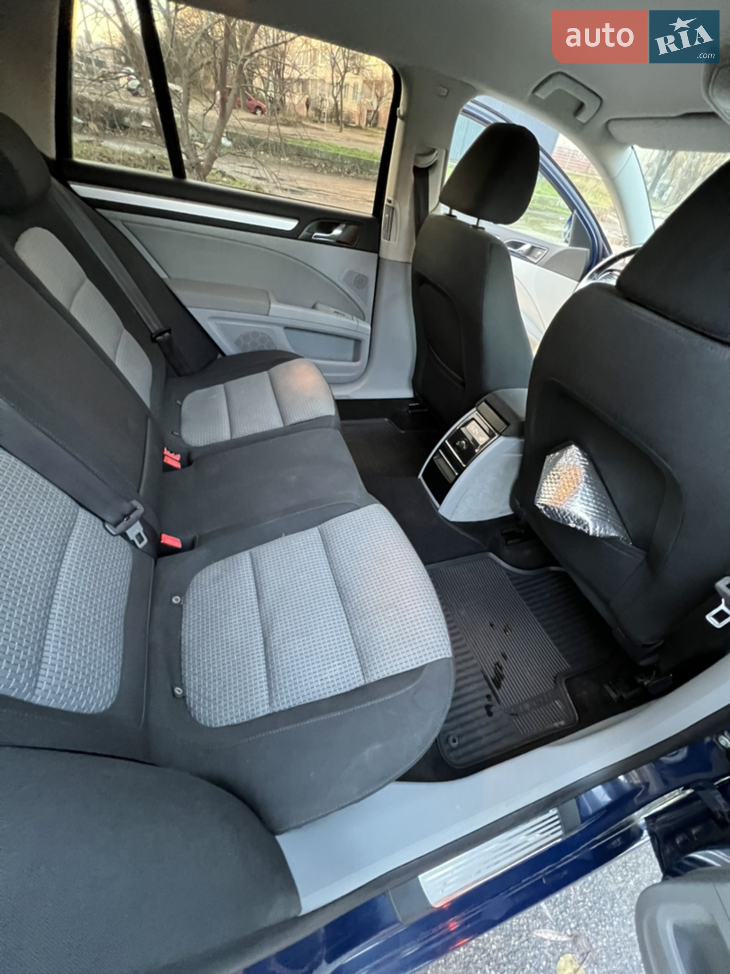 2011 Skoda Superb - мініатюра 22