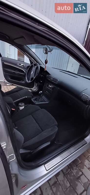 Лифтбек Skoda Superb 2002 в Верховине