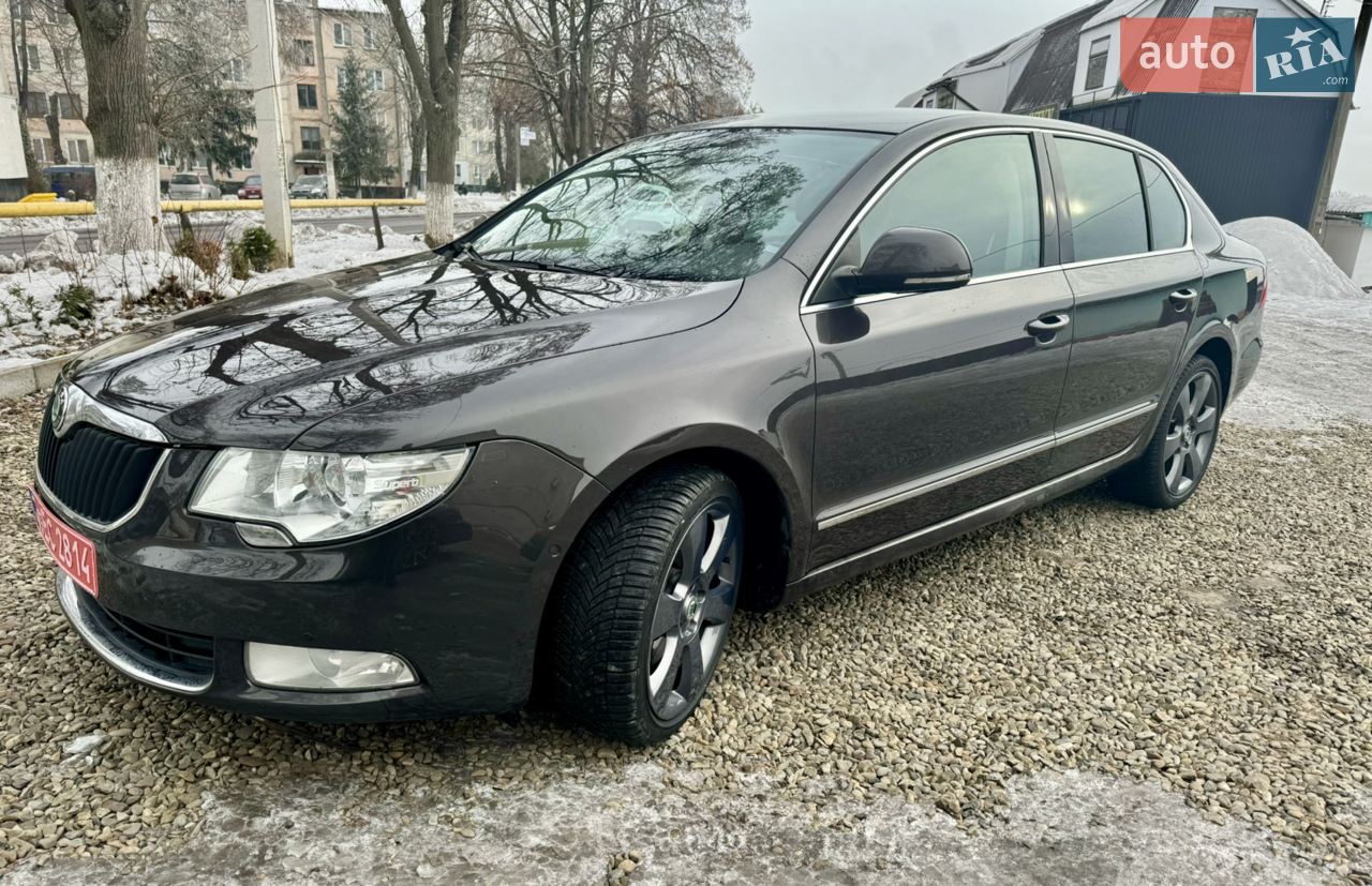 2010 Skoda Superb - мініатюра 25