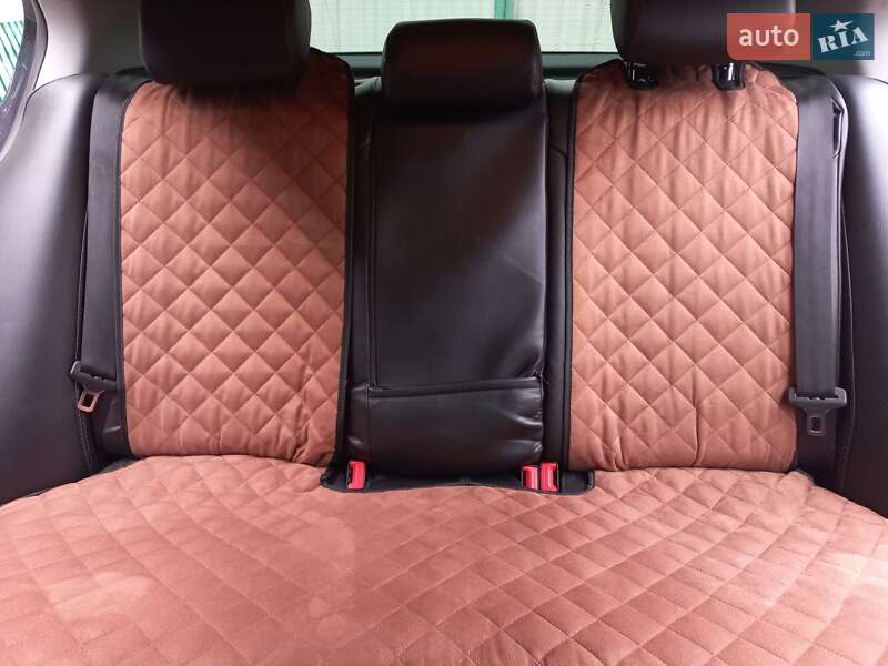 Лифтбек Skoda Superb 2013 в Ужгороде