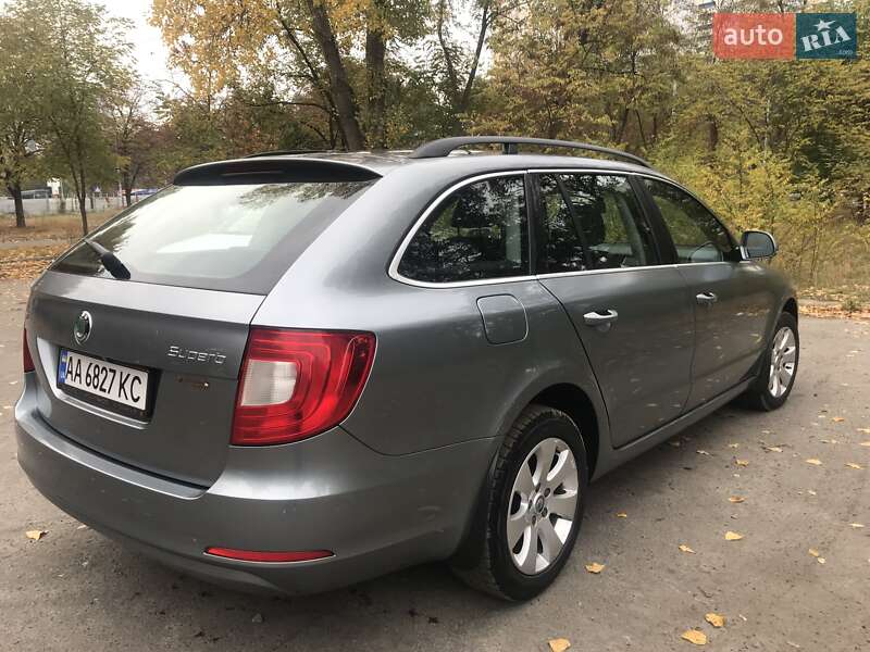 Универсал Skoda Superb 2012 в Киеве