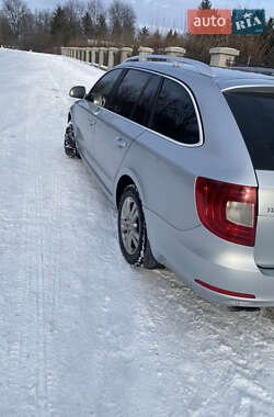 Универсал Skoda Superb 2012 в 