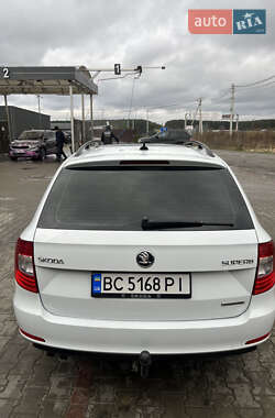 Універсал Skoda Superb 2015 в 