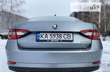 Ліфтбек Skoda Superb 2016 в Києві