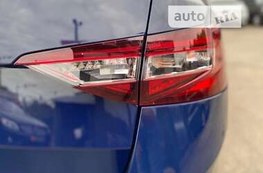 Універсал Skoda Superb 2017 в 