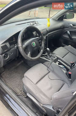 Ліфтбек Skoda Superb 2005 в Переяславі